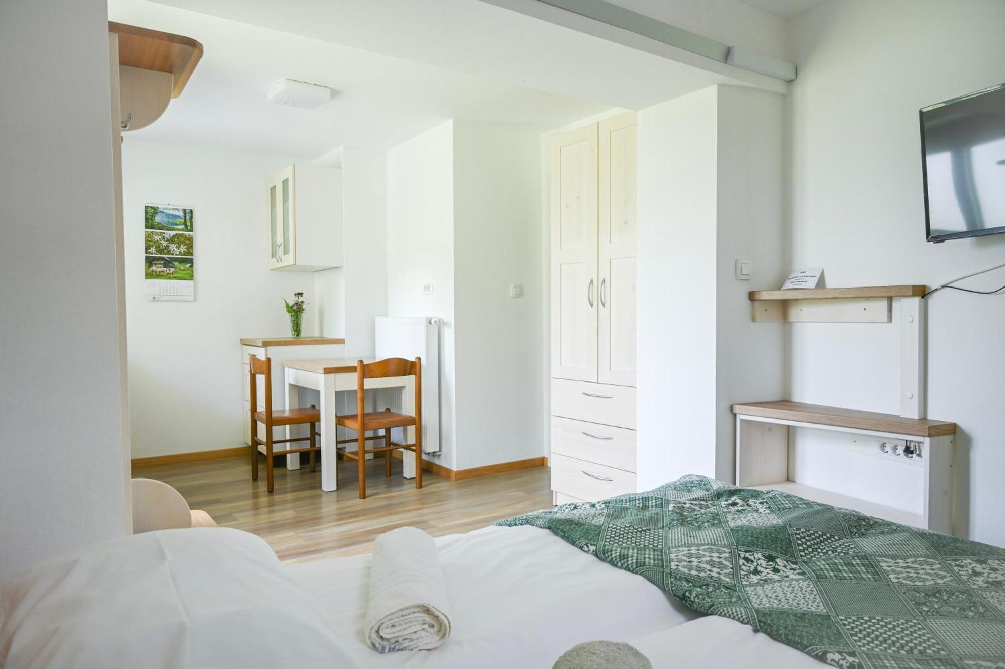 Apartma Pri Bizjaku Бохинь Экстерьер фото